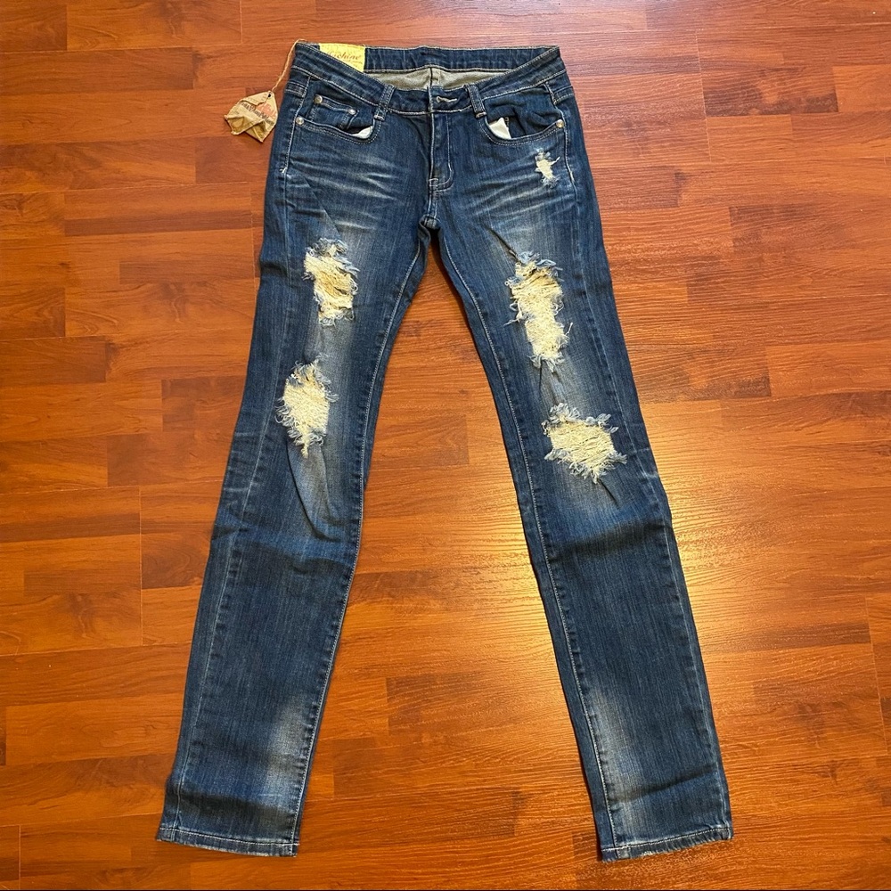Unique skinny jeans ripped low rise